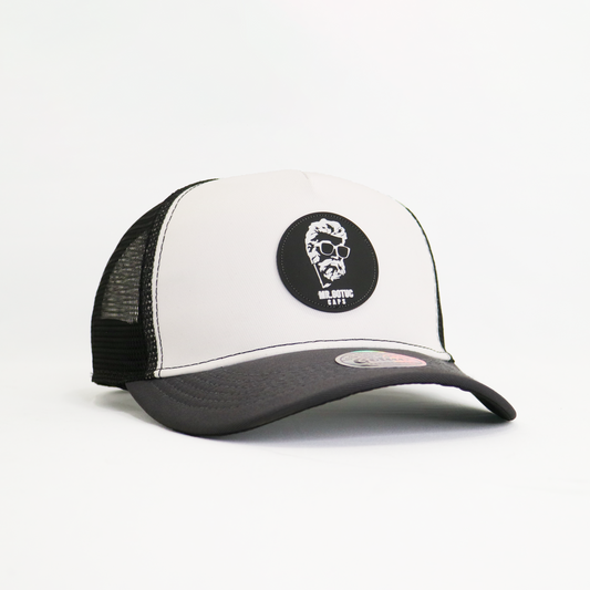 Gorra CLASSSICS White & Black
